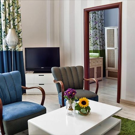 Apartmán Apartament Chmielna Bis Varšava Exteriér fotografie