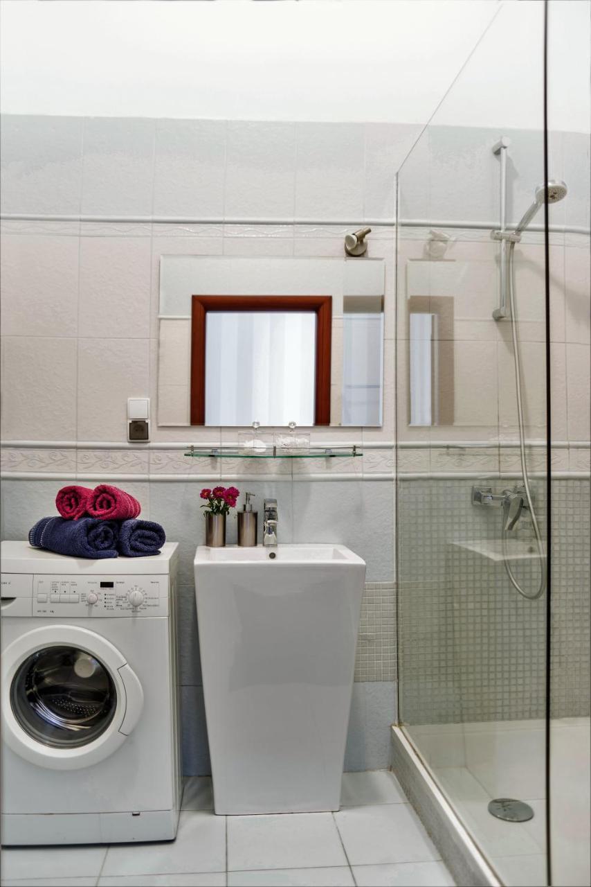 Apartmán Apartament Chmielna Bis Varšava Exteriér fotografie