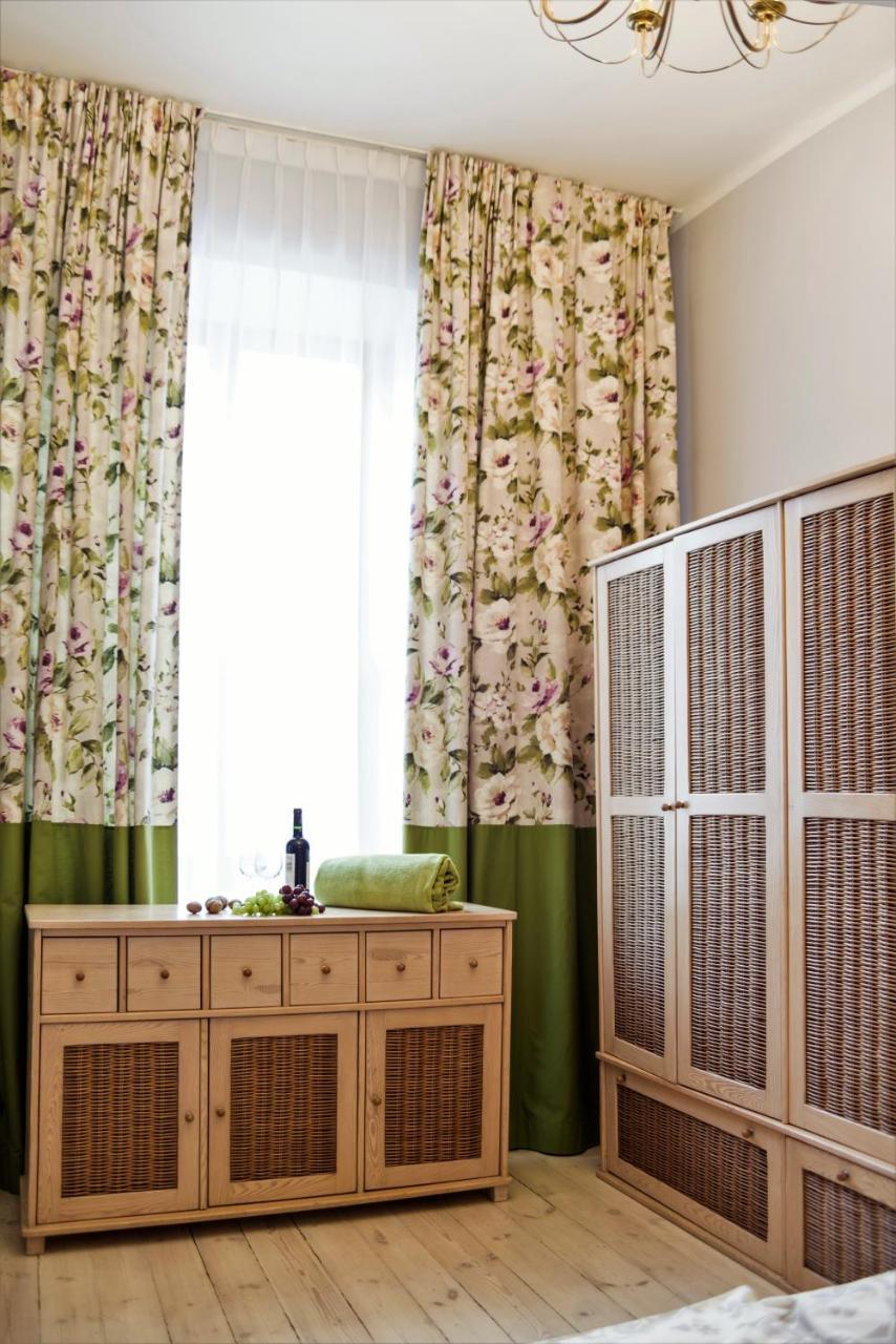 Apartmán Apartament Chmielna Bis Varšava Exteriér fotografie